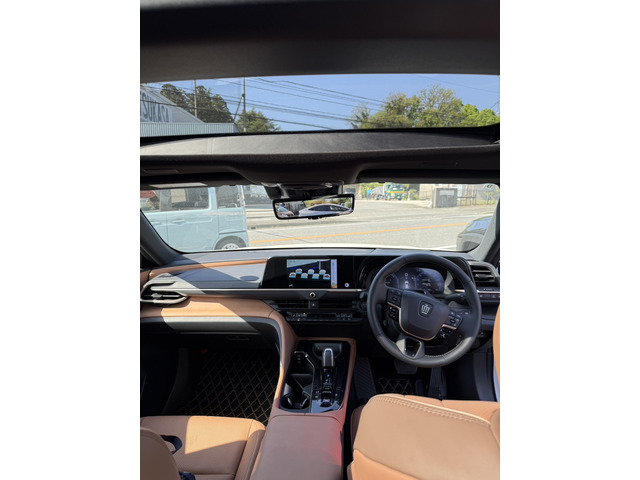 クラウンスポーツ2.5 Z E-Four 4WD