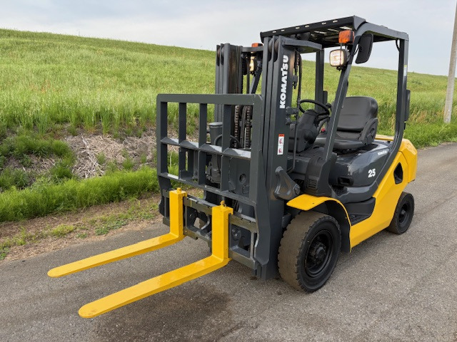 コマツエンジンフォークリフト