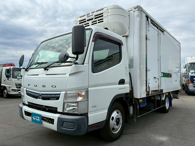 キャンター冷蔵冷凍車