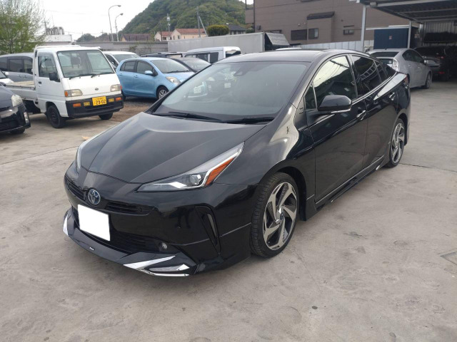 プリウス1.8 S ツーリングセレクション ブラックエディション
