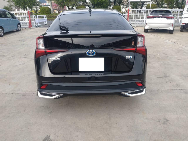 プリウス1.8 S ツーリングセレクション ブラックエディション