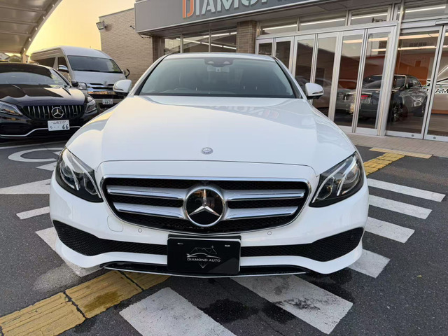 EクラスE200 アバンギャルド