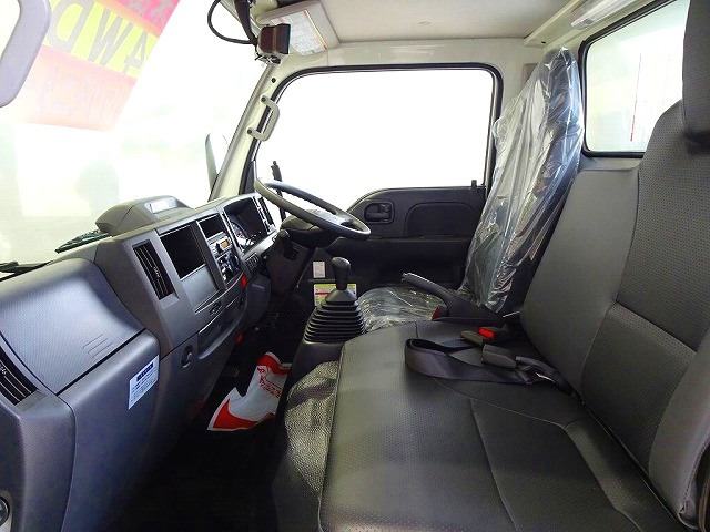 AC PS PW SRS ABS �L�[���X ���W�I ���[���~���[���o�b�N���j�^�[ �A�h�u���[ �^�[�{ �r�C�u���[�L �⓹���i�⏕���u �Ԑ���E�x�񑕒u �Փ˔�Q�y���u���[�L �g���N�V�����R���g���[��