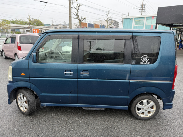 �O���d�グ�A�����A�j���d�グ�A�����N���[�j���O�v���܂��B���̒S���҂���������d�グ�A�[�Ԃ����Ē����܂��B