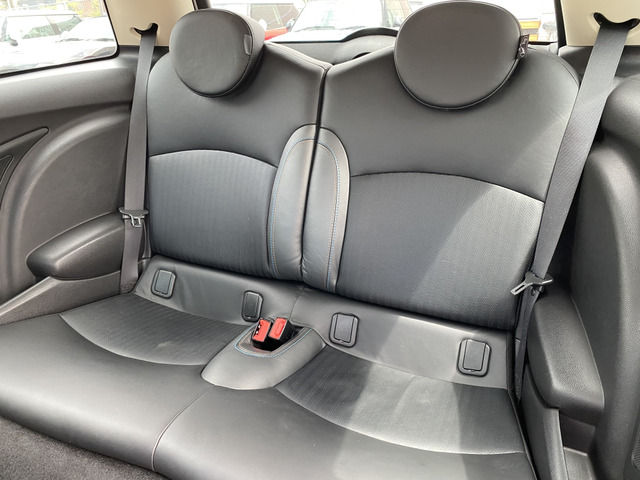 MINI�Ȃ�ł͂̃z�[���h�͂̍����V�[�g���g�p���Ă���܂��B��Ȃɂ́A�`���C���h�V�[�g����t�\�ł��B