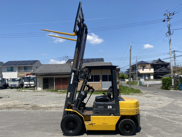 コマツエンジンフォークリフト