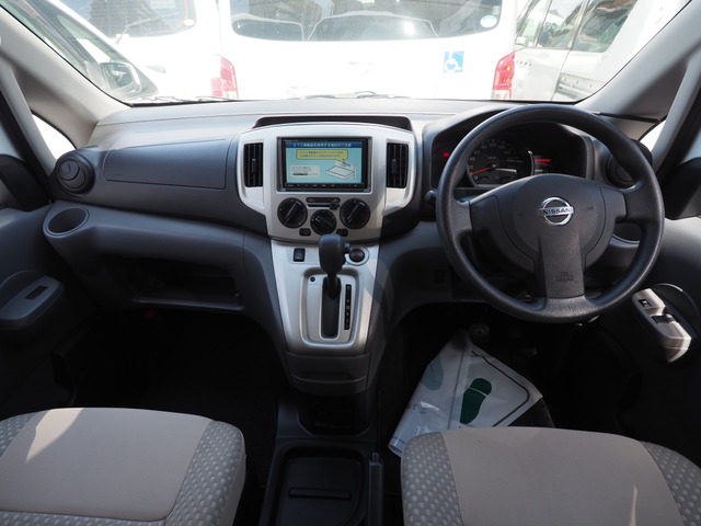 NV200バネットバン