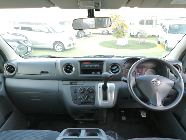 NV350キャラバン2.0 DX ロング 平床