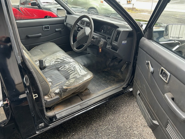 ダットサンピックアップ1.6 DX フラットデッキ