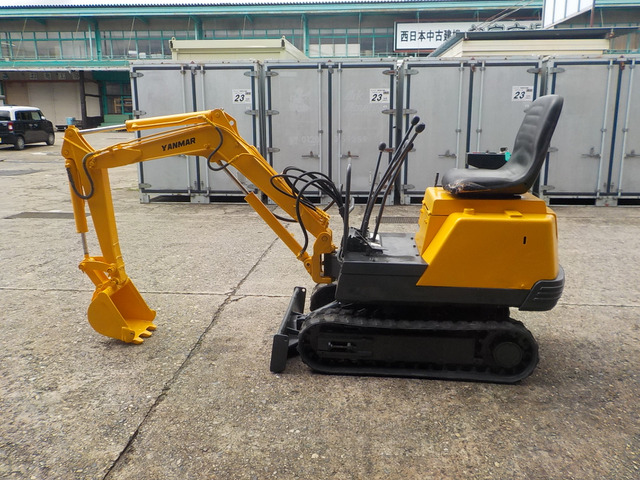 ヤンマーミニショベル