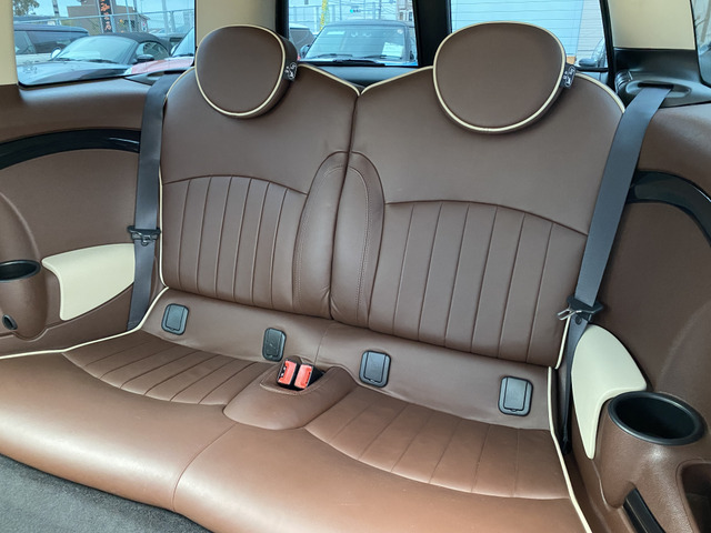MINI�Ȃ�ł͂̃z�[���h�͂̍����V�[�g���g�p���Ă���܂��B��Ȃɂ́A�`���C���h�V�[�g����t�\�ł��B