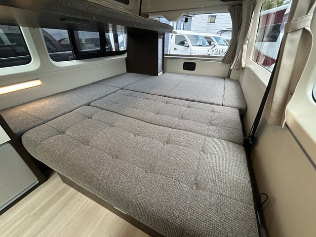 �_�C�l�b�g���ȒP�Ƀx�b�h�W�J���\�ł�!���@��204cm&times;113cm�A170cm&times;60cm�ƂȂ��Ă���܂�!