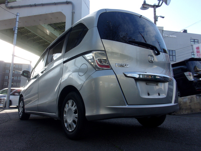 フリード1.5 G ジャストセレクション