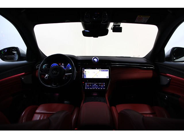 グレカーレモデナ 4WD