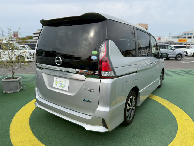 セレナ2.0 ハイウェイスター