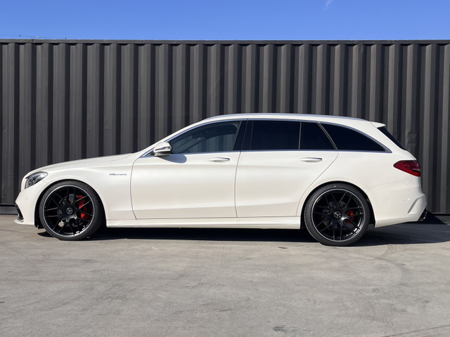 CクラスワゴンC220d ローレウスエディション