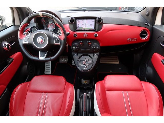 アバルト59550thアニバーサリー