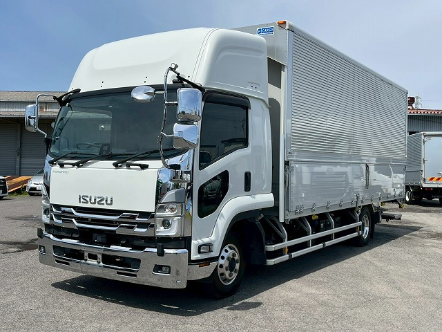 フォワードウィング