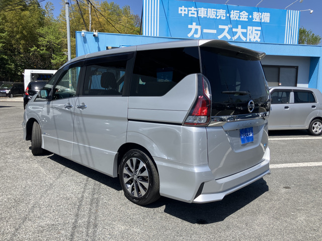 セレナ2.0 ハイウェイスター Vセレクション