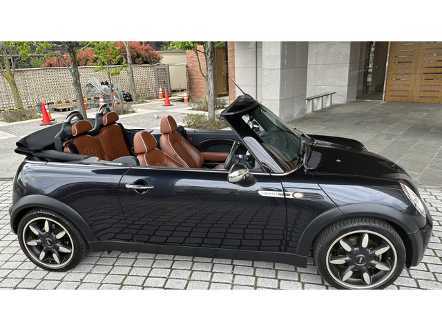 ミニコンバーチブルクーパー サイドウォーク