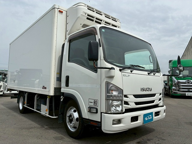 エルフ冷蔵冷凍車