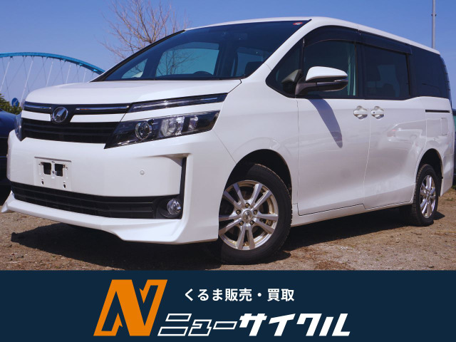 ヴォクシー2.0 V 4WD