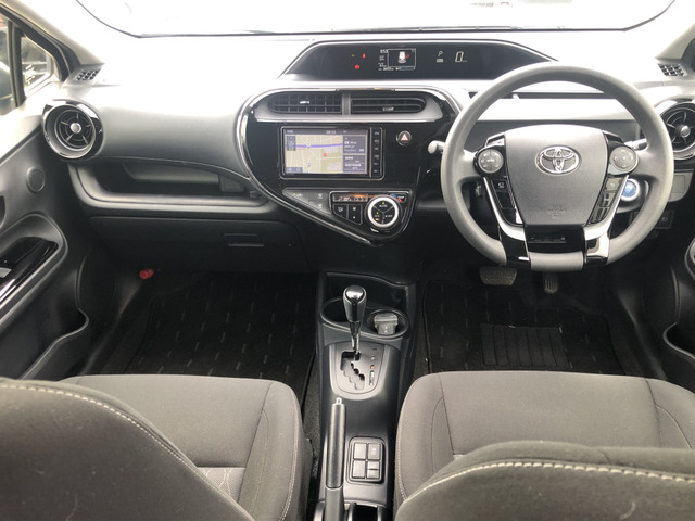 アクア1.5 S スタイルブラック