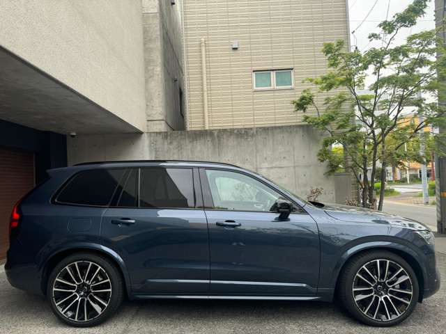 XC90ウルトラ T8 AWD プラグイン ハイブリッド 4WD