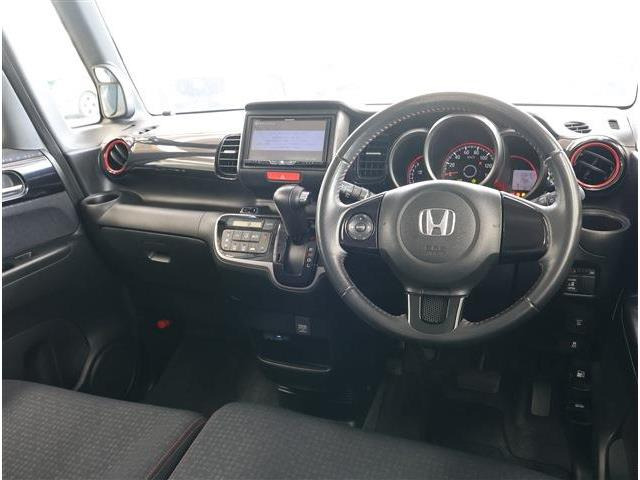 N-BOXカスタムG Lパッケージ 2トーンカラースタイル