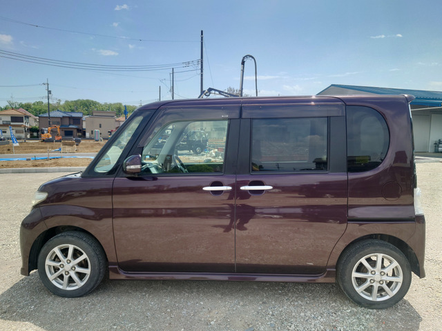 タントカスタムX 4WD