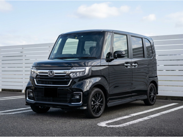 N-BOXカスタムG SSパッケージ ブラックスタイル