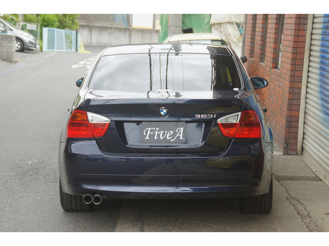 3シリーズセダン323i ハイライン パッケージ