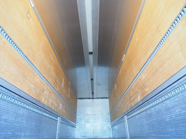 プロフィアウィング