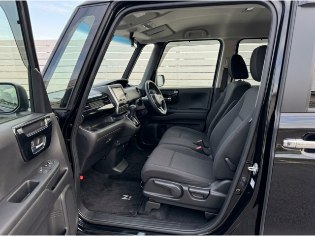 N-BOXカスタムG SSパッケージ ブラックスタイル