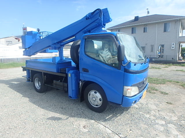 デュトロ高所作業車