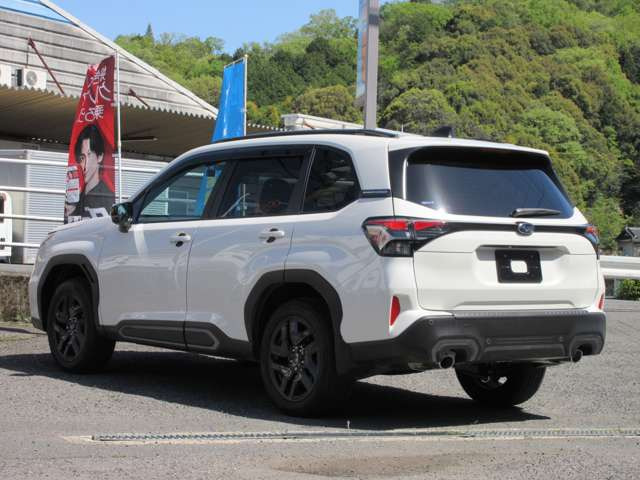 フォレスター1.8 スポーツ ブラックセレクション 4WD