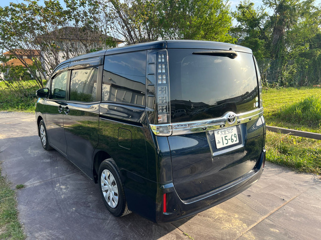 ヴォクシー2.0 X