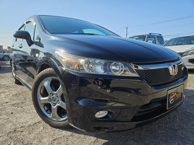 ストリーム1.8 RSZ