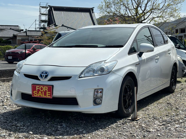 プリウス1.8 S