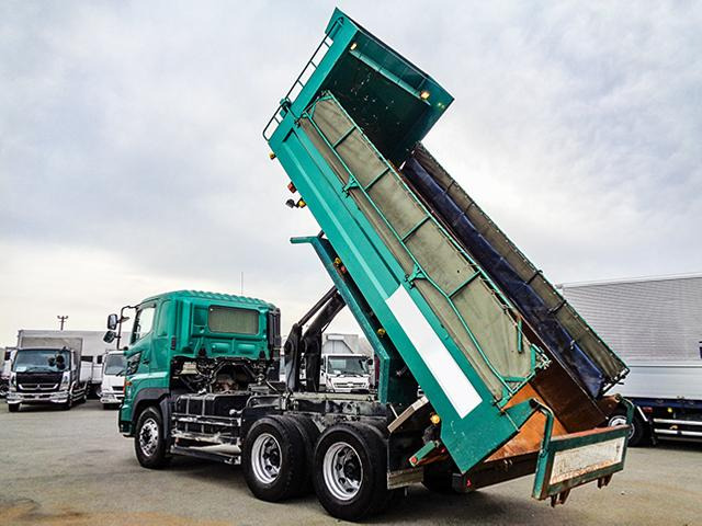 プロフィアダンプ