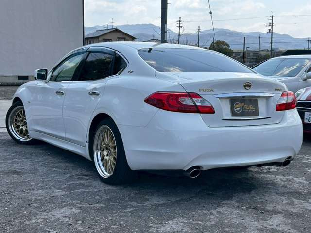 フーガ2.5 250GT Aパッケージ