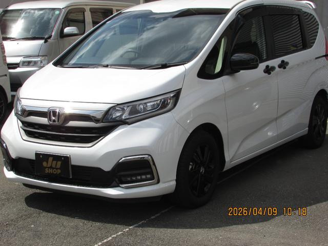 フリード1.5 G ブラックスタイル