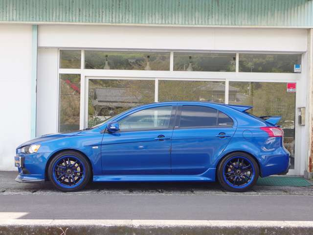 ギャランフォルティススポーツバック2.0 ラリーアート 4WD