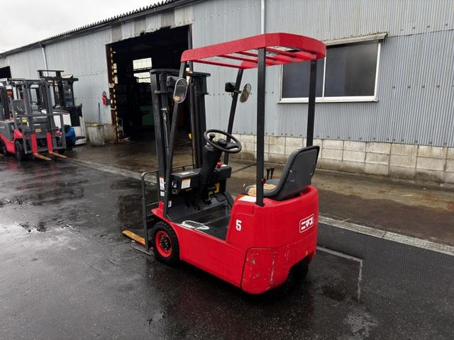 ニチユバッテリーフォークリフト