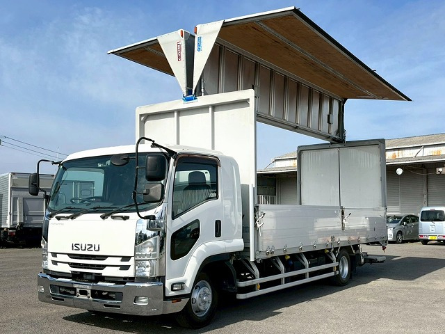 フォワードウィング