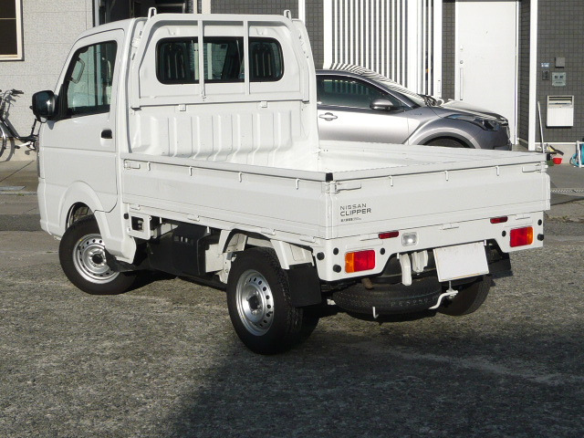 クリッパートラックDX セーフティパッケージ 4WD