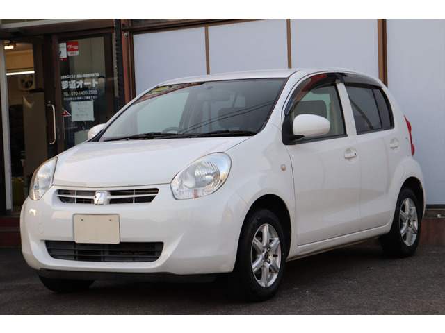 パッソ1.0 X クツロギ 4WD