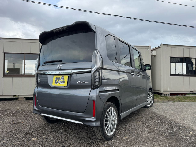 N-BOXカスタムL ターボ 4WD