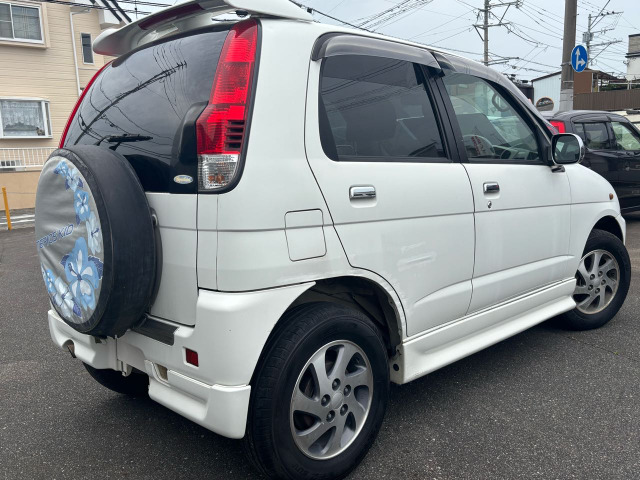 テリオスキッドカスタム L 4WD