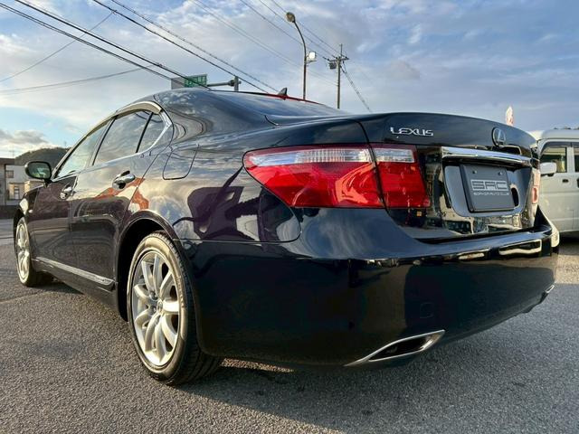 LS600h Iパッケージ 4WD